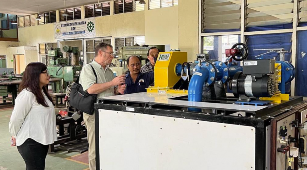 tineke saroinsong renewable energy polimdo
